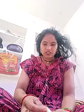 Snapshot of Cuty_tanya chatting on 05/17/26, 02:09 Cuty tanya online show from 05/17/26, 02:09