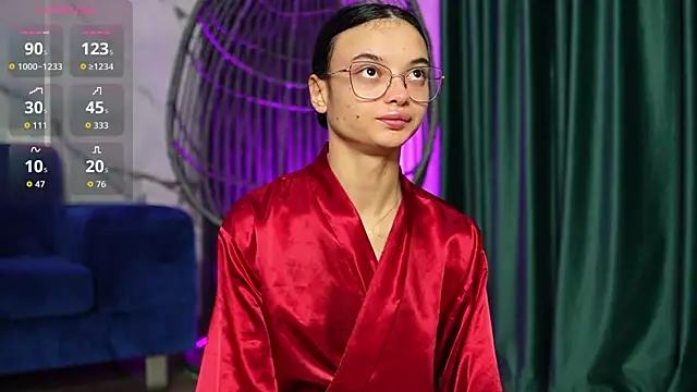 Snapshot of RachelRavee chatting on 10/22/25, 04:24 RachelRavee online show from 10/22/25, 04:24