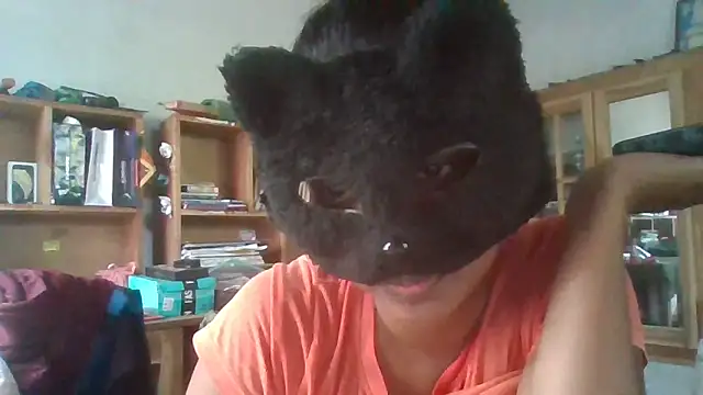 Nora-2003 online show from 04/10/26, 03:23