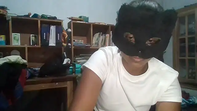 Nora-2003 online show from 04/23/26, 02:41