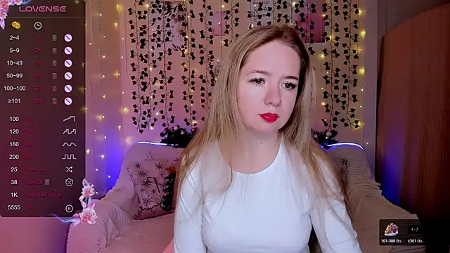 Evaa Braunn online show from 12/19/25, 02:07