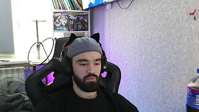 Nik Namee online show from 10/23/25, 11:20