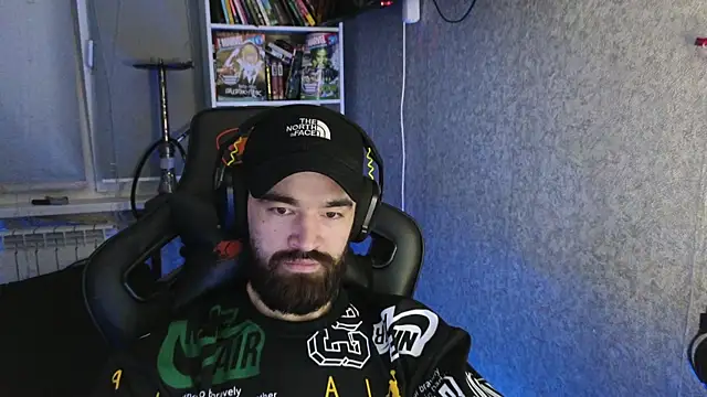 Nik Namee online show from 11/13/25, 06:40