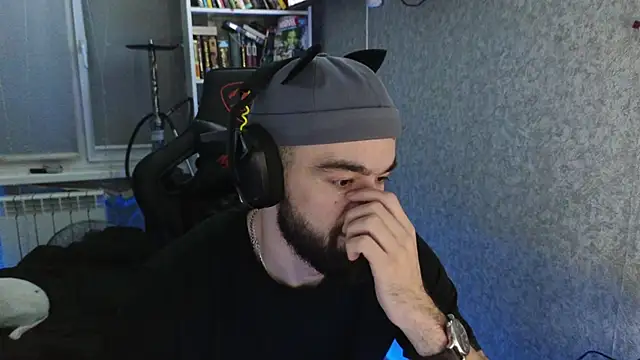 Nik Namee online show from 11/27/25, 05:20