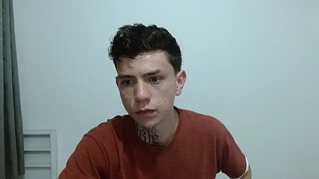 hot teo  online show from 11/28/25, 11:02