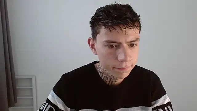 hot teo  online show from 11/29/25, 12:08