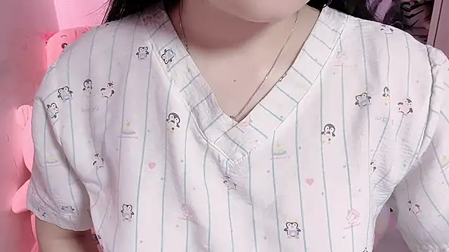 Snapshot of BeChinh_Lee chatting on 06/22/26, 05:15 BeChinh Lee online show from 06/22/26, 05:15