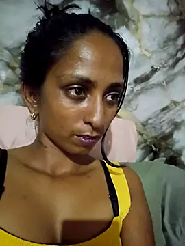 dreamerrrrr1 online show from 10/28/25, 11:07