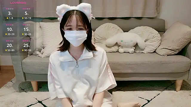 Snapshot of IROHA_0168 chatting on 10/27/25, 03:49 IROHA 0168 online show from 10/27/25, 03:49