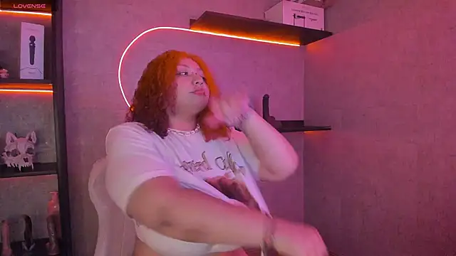 Snapshot of irisfeitan chatting on 10/21/25, 10:05 irisfeitan online show from 10/21/25, 10:05