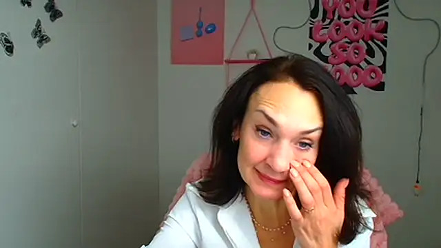 Rosie Rosee online show from 02/15/26, 12:25