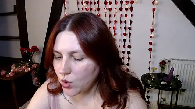 Snapshot of Lilith__moon chatting on 02/17/26, 09:10 Lilith moon online show from 02/17/26, 09:10