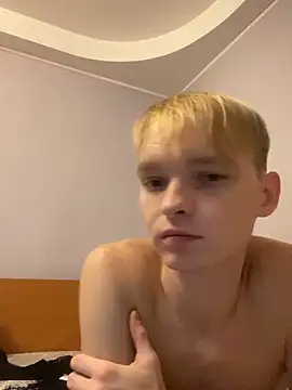 Dabi 002 online show from 10/26/25, 08:37