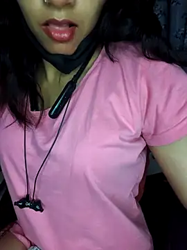 Snapshot of Royal_Shona chatting on 10/20/25, 07:14 Royal Shona online show from 10/20/25, 07:14