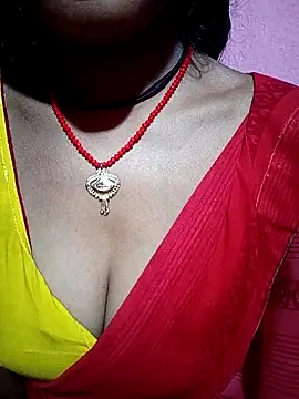 Snapshot of Royal_Shona chatting on 02/17/26, 05:37 Royal Shona online show from 02/17/26, 05:37