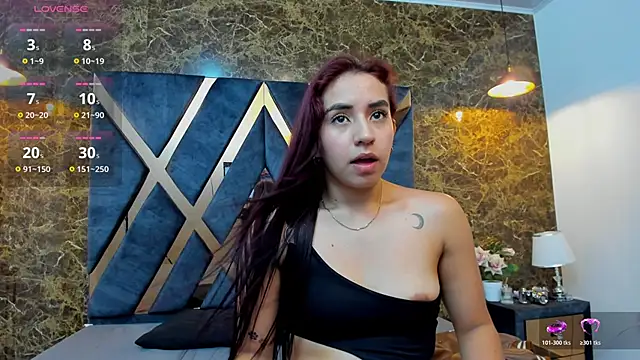 Vittoria Conti  online show from 04/11/26, 05:17