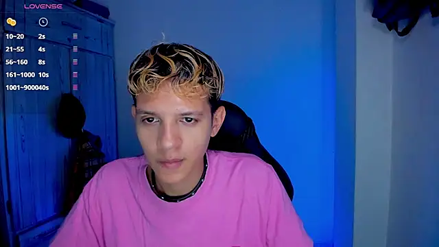 tylernova online show from 03/20/26, 03:44