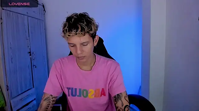 tylernova online show from 04/14/26, 03:12