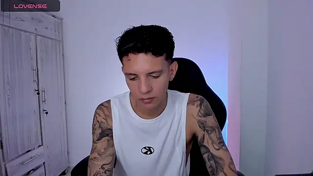 tylernova online show from 05/09/26, 03:45