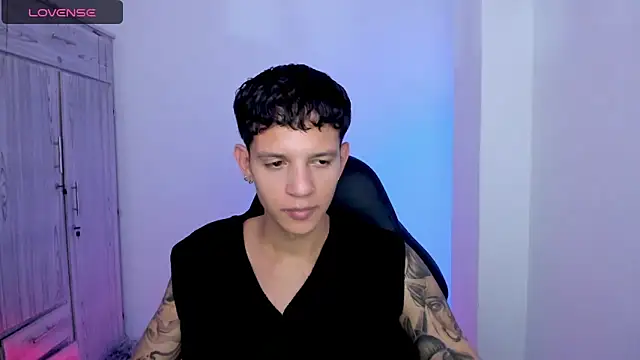 tylernova online show from 06/11/26, 03:15
