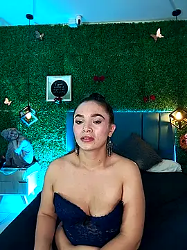Kiaraa88 online show from 04/16/26, 09:39