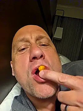 akstr8 online show from 03/27/26, 07:25
