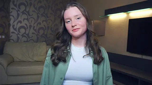 SunRinglein online show from 10/18/25, 04:08