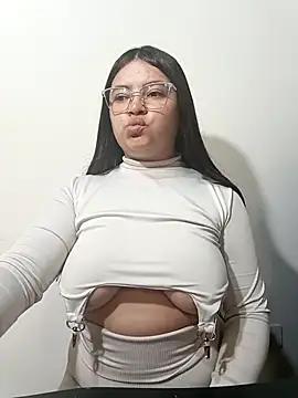 sofia athome online show from 11/03/25, 09:16