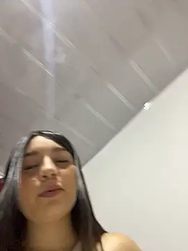   Lorelain   online show from 10/28/25, 11:18