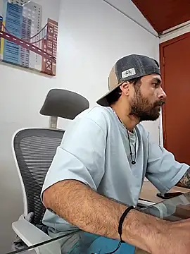 Nateskp 1 online show from 10/13/25, 08:42