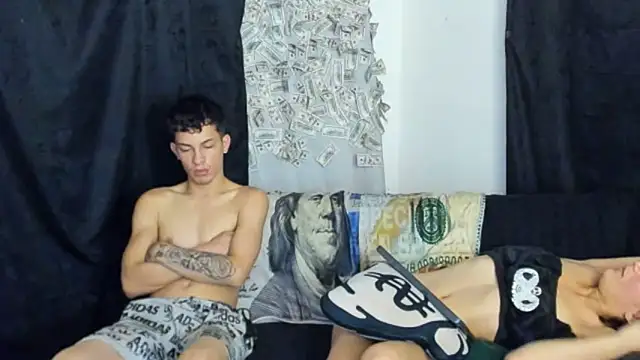 Pride couple online show from 05/12/26, 02:47