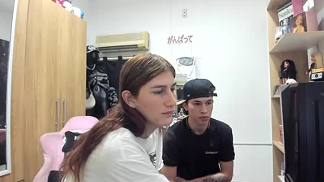 Pride couple online show from 06/20/26, 07:16