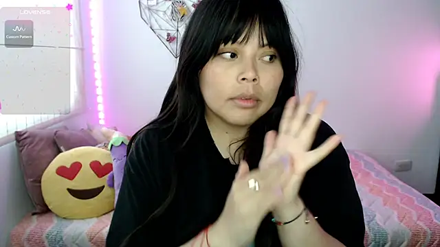 EllieMoonX online show from 07/01/26, 10:53