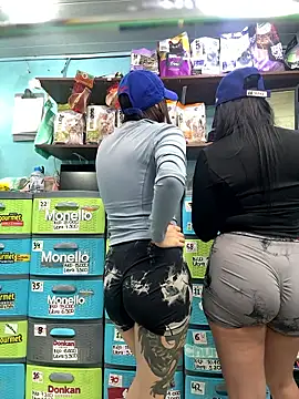 Lucy 699 online show from 01/18/26, 08:01