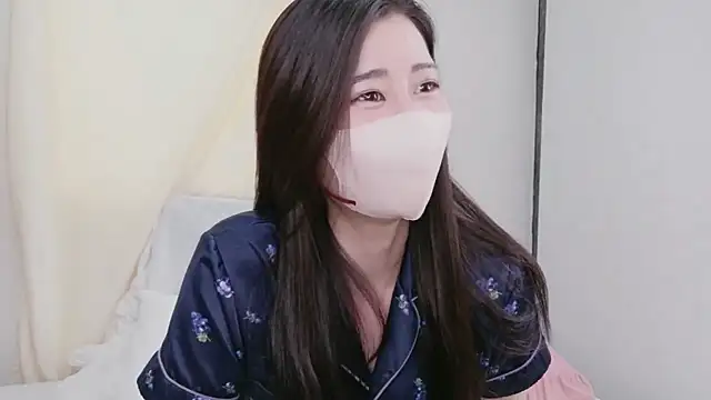 Ran 2323 online show from 03/26/26, 02:17