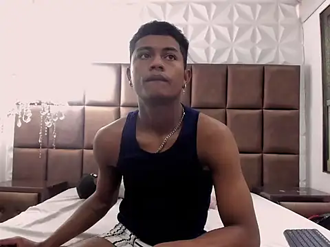 Snapshot of MorenitoDigno chatting on 10/23/25, 07:01 MorenitoDigno online show from 10/23/25, 07:01