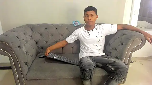 Snapshot of MorenitoDigno chatting on 11/10/25, 06:51 MorenitoDigno online show from 11/10/25, 06:51