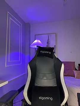 HoneyMollyX online show from 04/22/26, 01:01