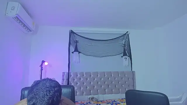 isaac master77 online show from 11/23/25, 04:01