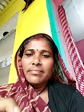 Snapshot of R_sehjal chatting on 10/30/25, 06:48 R sehjal online show from 10/30/25, 06:48