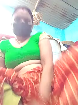 Snapshot of R_sehjal chatting on 11/03/25, 10:05 R sehjal online show from 11/03/25, 10:05