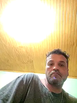 Snapshot of Toph12345 chatting on 11/08/25, 05:51 Toph12345 online show from 11/08/25, 05:51