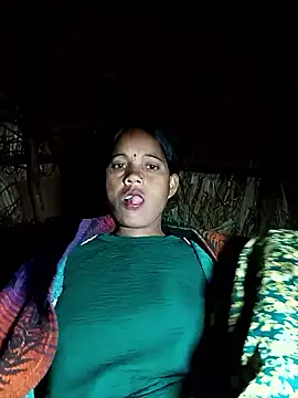 Cutsedi3 online show from 12/21/25, 10:06