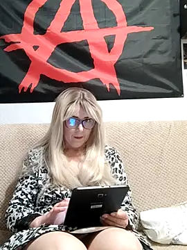 Amelialove42 online show from 01/07/26, 06:32