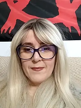 Amelialove42 online show from 01/16/26, 06:34