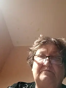 Katherine735 online show from 11/16/25, 08:25