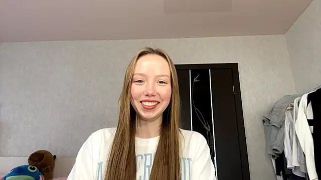 Snapshot of AntoniaMoravick chatting on 10/21/25, 08:37 AntoniaMoravick online show from 10/21/25, 08:37