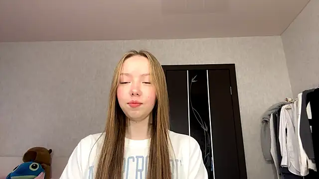 Snapshot of AntoniaMoravick chatting on 10/25/25, 08:11 AntoniaMoravick online show from 10/25/25, 08:11