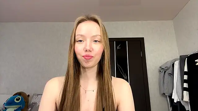 Snapshot of AntoniaMoravick chatting on 11/05/25, 10:15 AntoniaMoravick online show from 11/05/25, 10:15