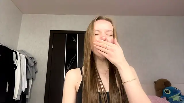 Snapshot of AntoniaMoravick chatting on 11/14/25, 07:18 AntoniaMoravick online show from 11/14/25, 07:18